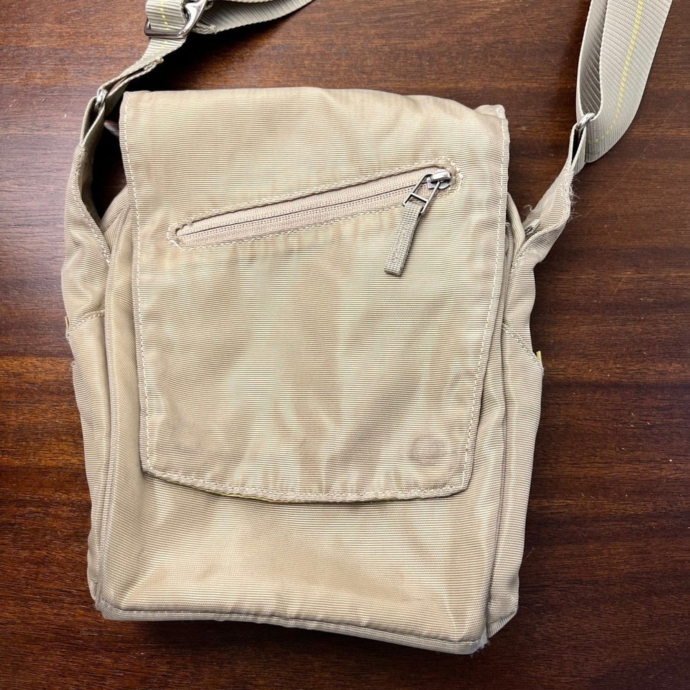 REI Cross Body Bag Satchel Medium Beige Camping Cargo Outdoors Travel Zip - Picture 3 of 14
